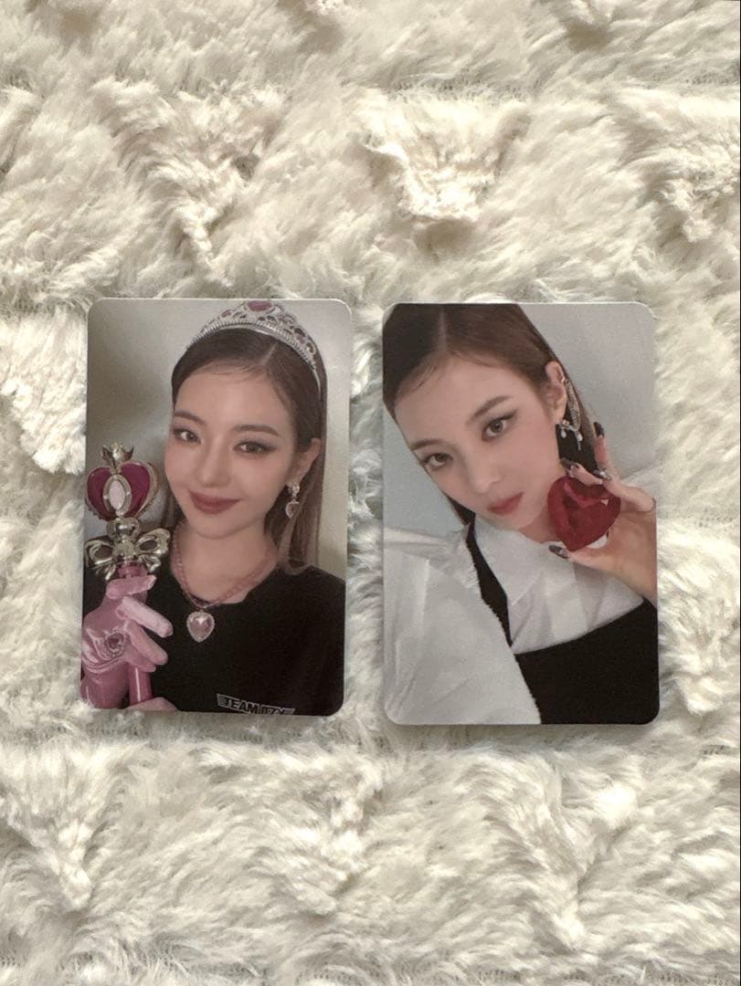 ITZY checkmate リア トレカセット - メルカリ