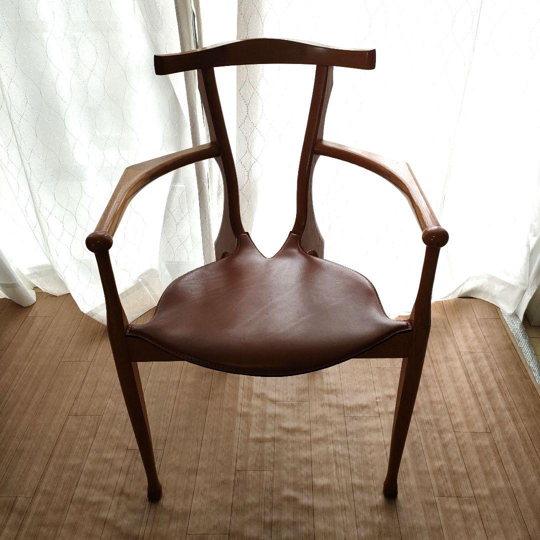 ガウリーノ チェア イス 椅子 アントニオガウディ インテリア コンラン