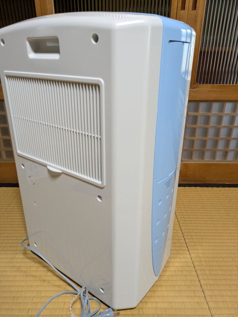 コロナ 冷風・衣類乾燥除湿機 2023年製 CDM-1023（箱無し） スポット