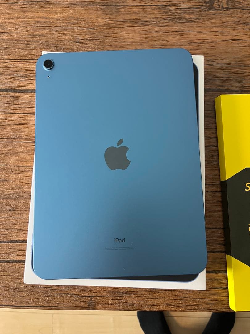 iPad第10世代　64GB 10.2インチ　フィルム付き Simplism iPad（第10世代）ブルーライト低減 反射防止 画面保護