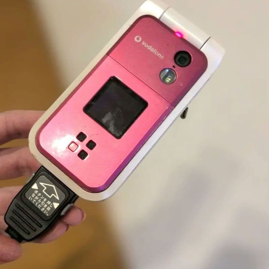 ガラケー東芝 Vodafone V603T ピンク 折りたたみ式携帯電話 - メルカリ