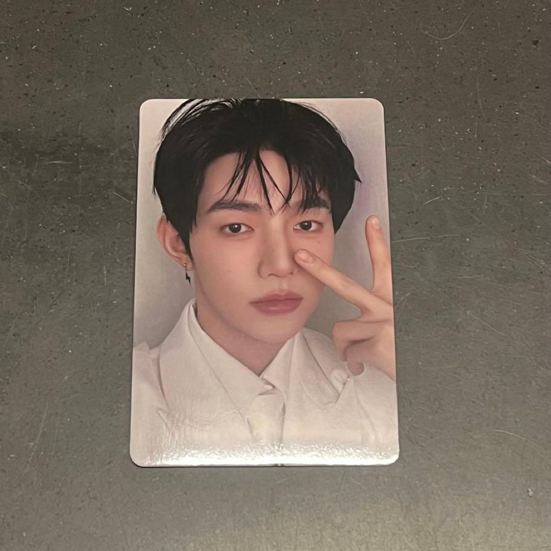 ZB1 ジャンハオ タワレコ渋谷 特典トレカ RE-FLOW - メルカリ