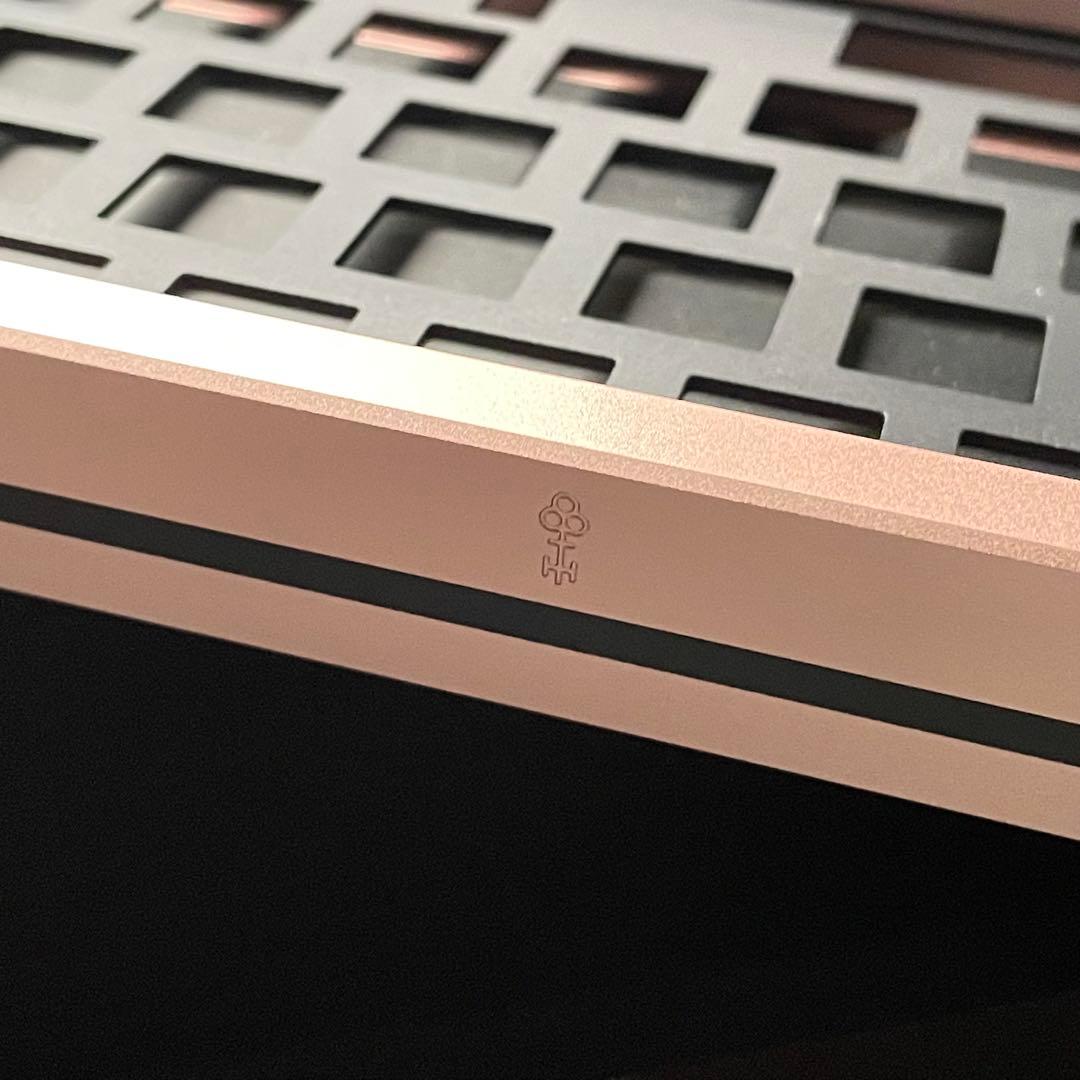 キーボード Keycult No.1/65 Rose Gold & Charcoal