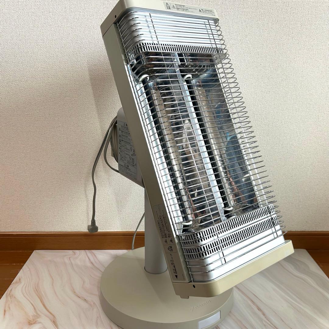 ダイキン DAIKIN セラムヒート ERFT11VS6遠赤外線☆電気ヒーター