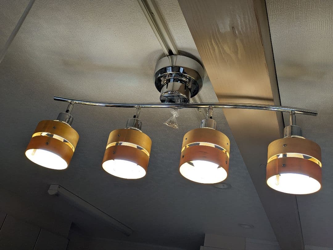 日昇 スポットシーリングライト4灯 BBS-049C 3個＋BBS-113 1個 - メルカリ