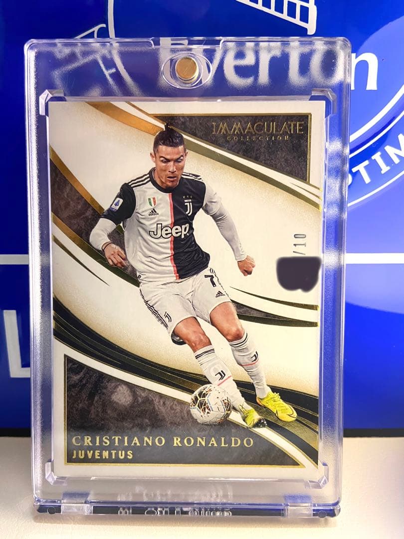 immaculate soccer クリスティアーノロナウド　10シリ 2017 Immaculate Soccer White Box Cristiano Ronaldo PATCH AUTO 1/1