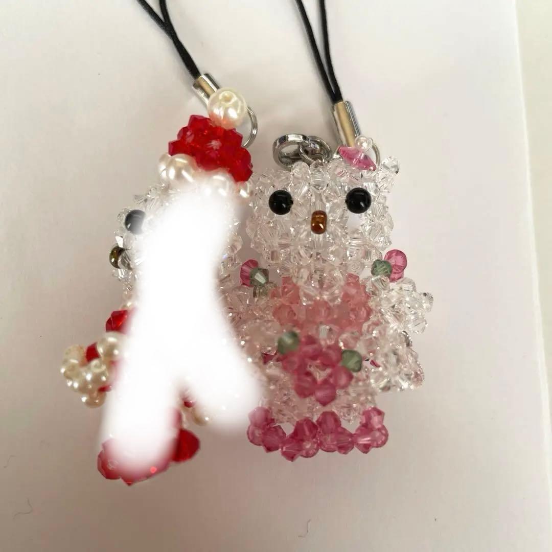 キティちゃん ストラップ スワロフスキービーズ - メルカリ