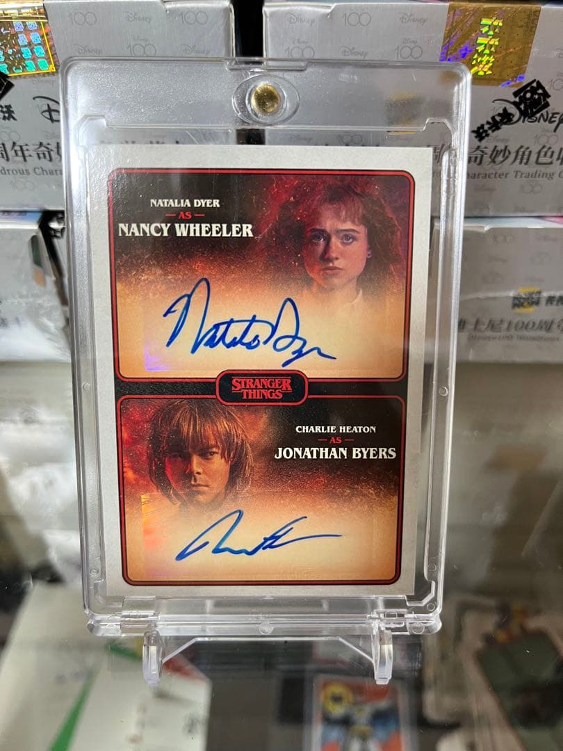 ストレンジャーシングス4 サインカード - メルカリ