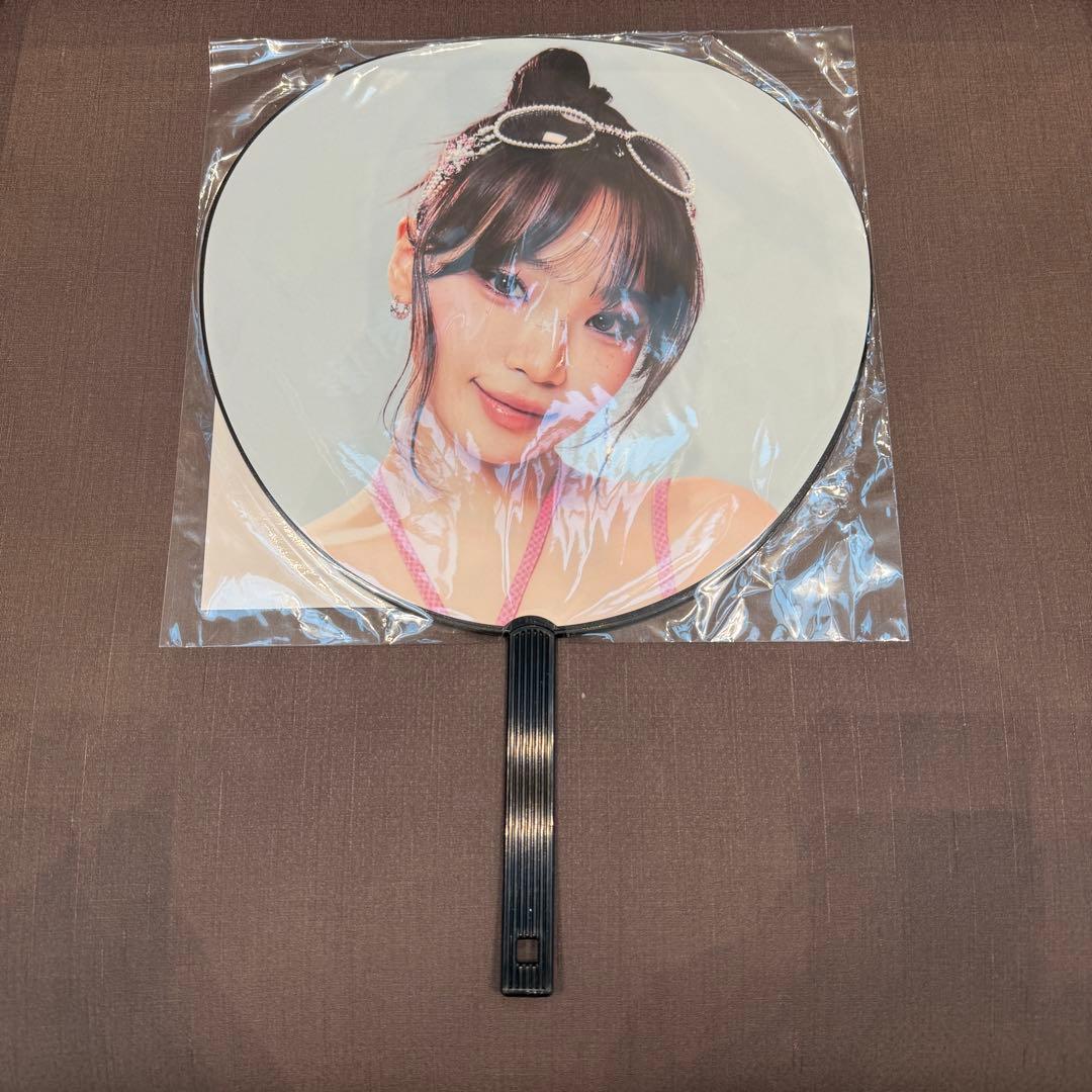 ルセラフィム チェウォン うちわ - メルカリ