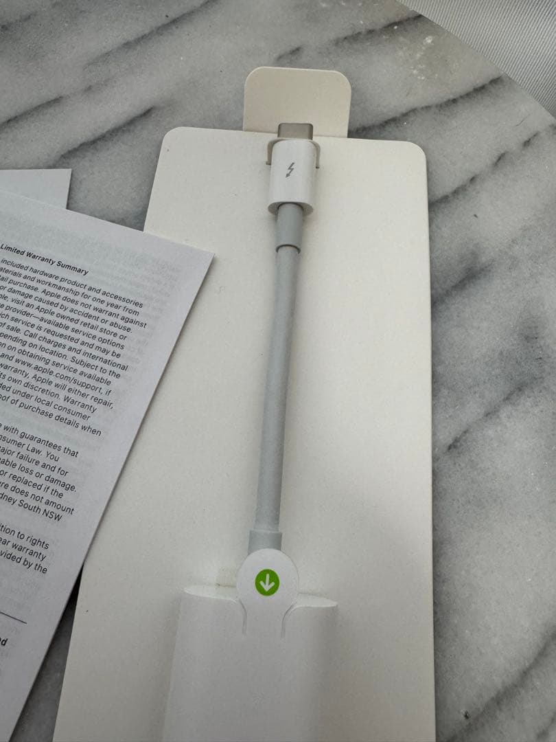 Apple純正 Thunderbolt3→2 アダプタ A1790 - メルカリ