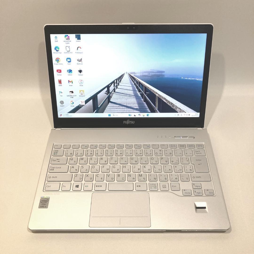 初心者向✨カメラ付・DVD◇シルバー・白◇すぐ使えるノートパソコン◇D303-