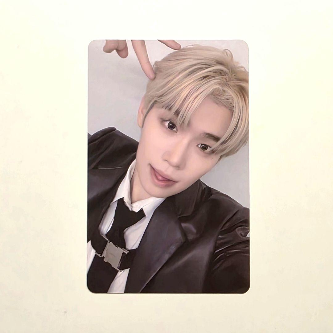 ZB1 ゼベワン テレ シーグリ Mnet Plus Merch 特典 トレカ - メルカリ