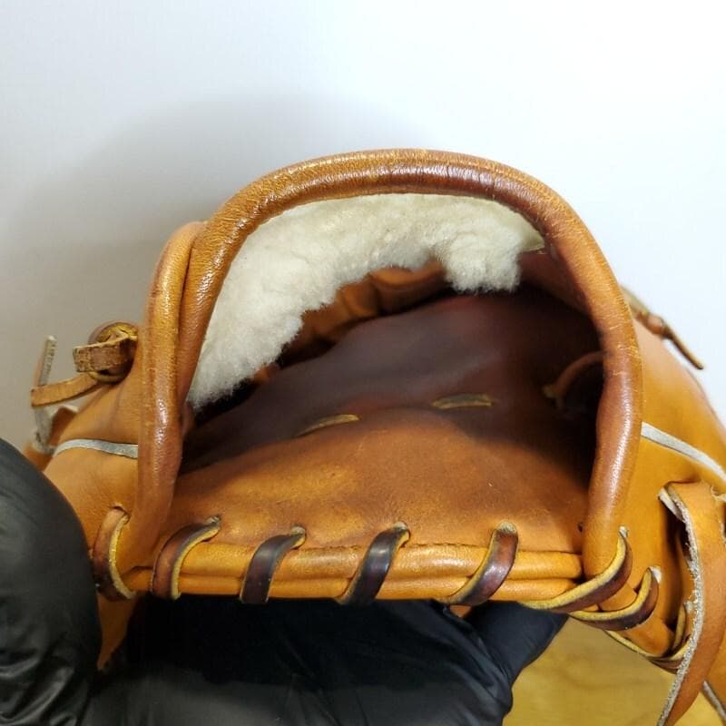 アンダーアーマー 金子千尋モデル シリコンラベル 廃盤品 投手用 硬式