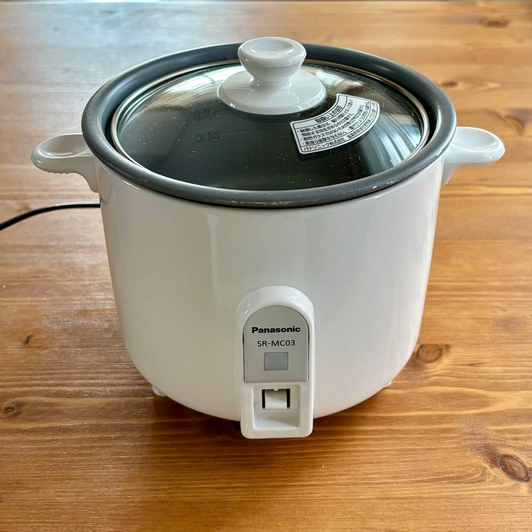 パナソニック】ミニクッカー 炊飯器 計量カップ付 SR-MC03-Wホワイト