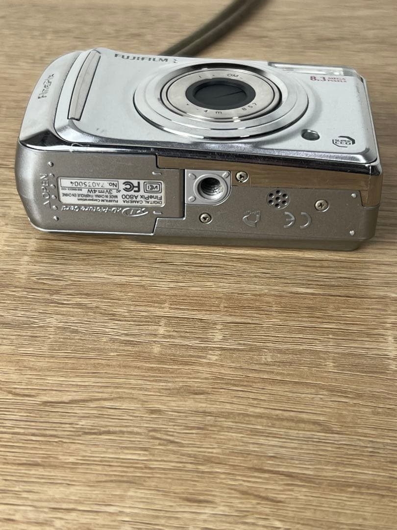 FUJIFILM FinePix A800 8.3メガピクセル 単三電池 - メルカリ