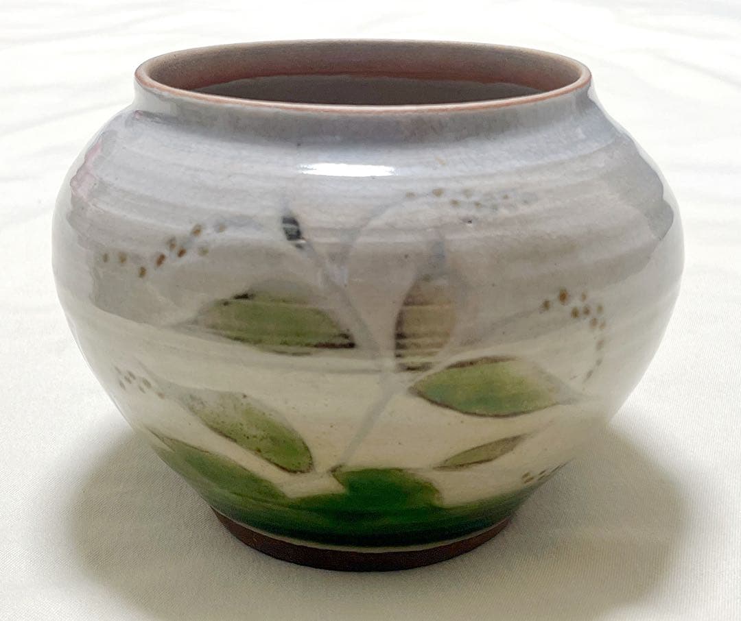 京焼 清水焼　鈴木清（人間国宝 富本憲吉 師事）作　緑釉草花柄　花瓶　飾壷 鈴木爽司 | 京清水焼朝日堂