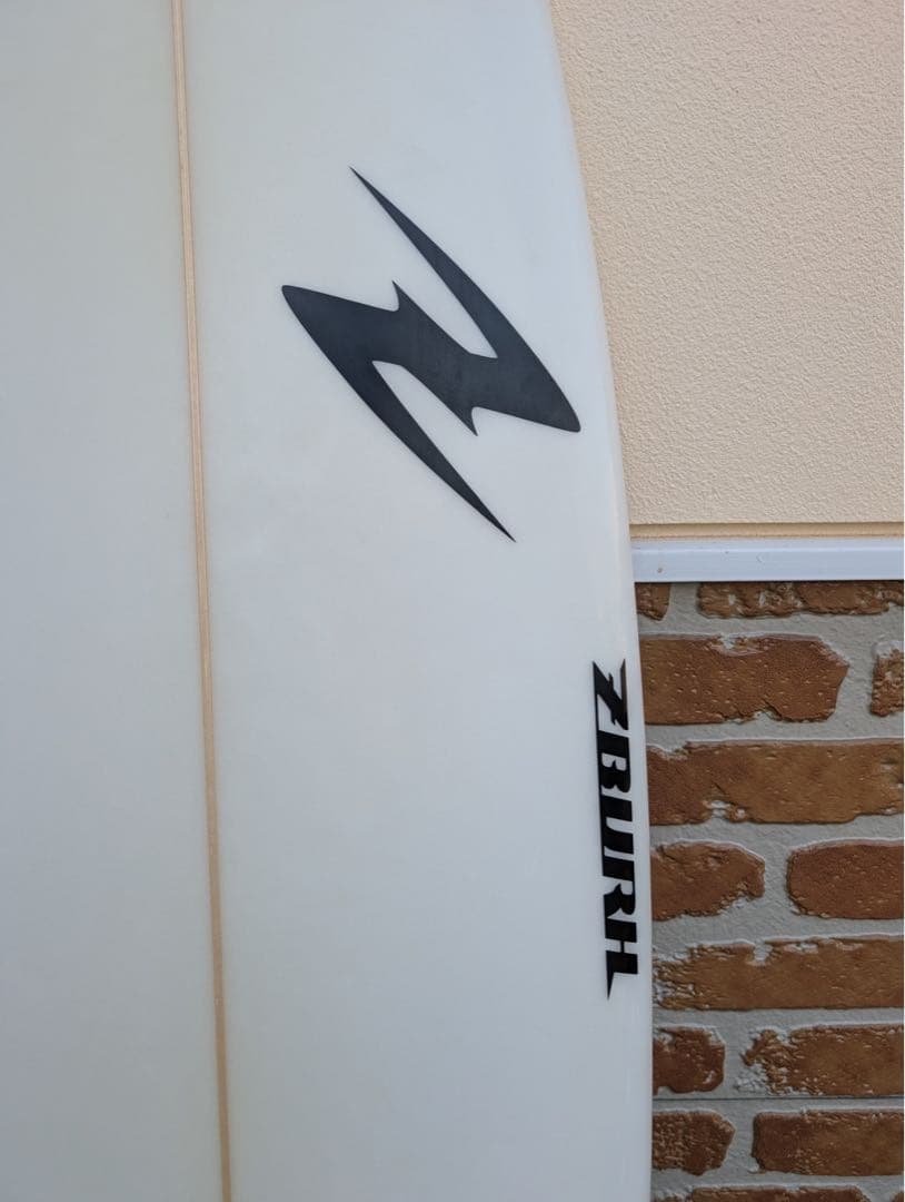ZBURH CUSTOM(ゼブラ)サーフボード5´11 トライフィン FCS2