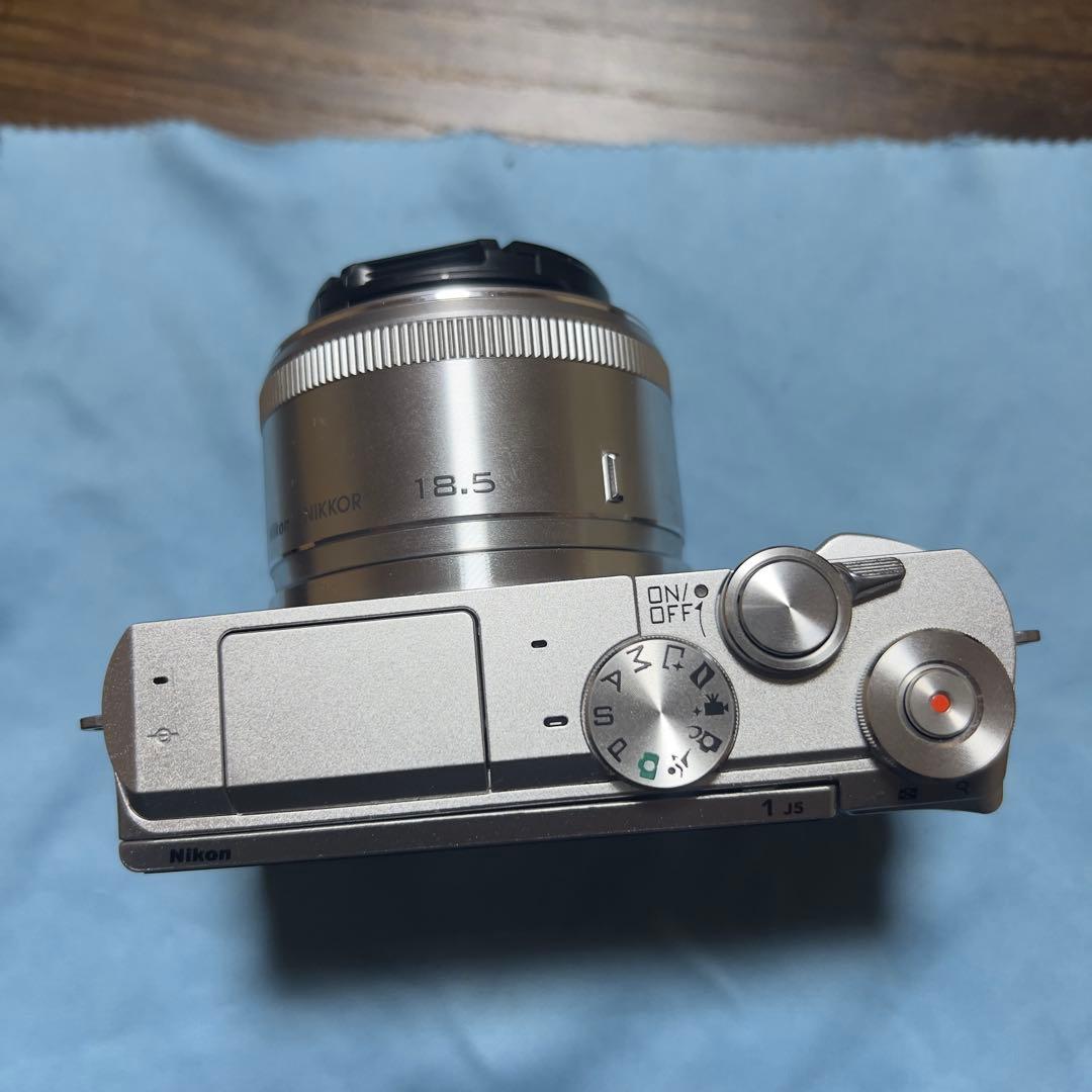 Nikon 1J5 18.5mm単焦点レンズセット ニコン