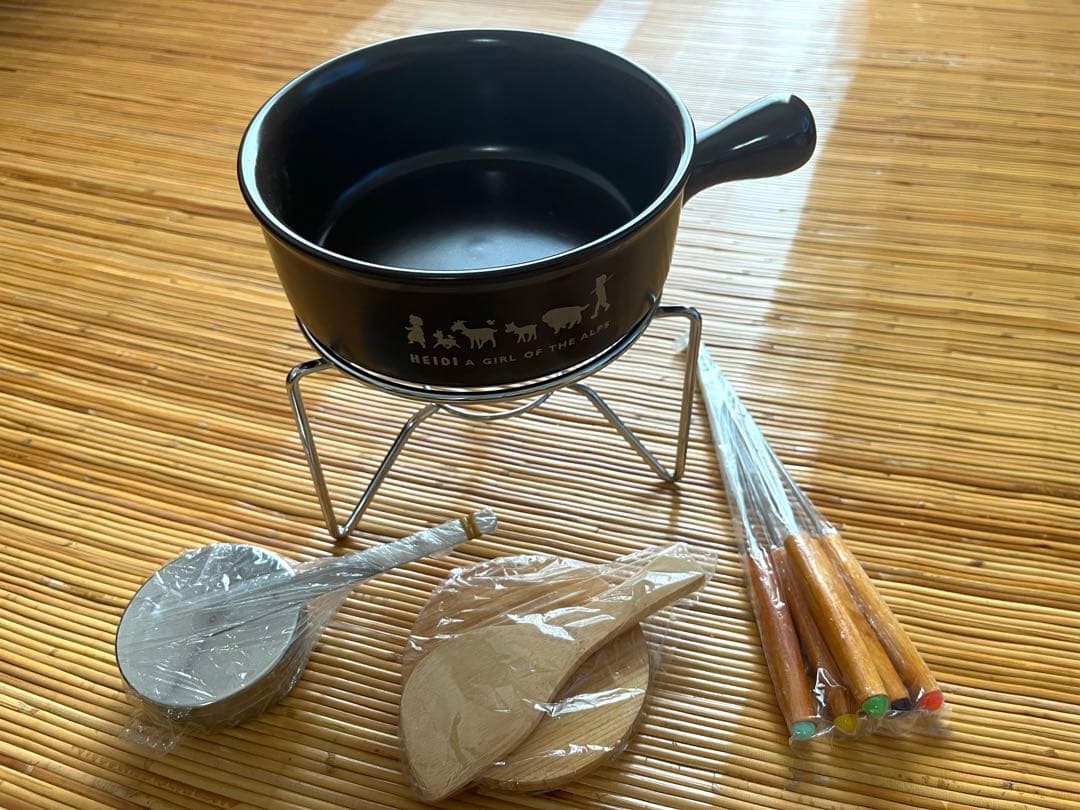 ファミリーマート特製 アルプスの少女ハイジ チーズフォンデュセット