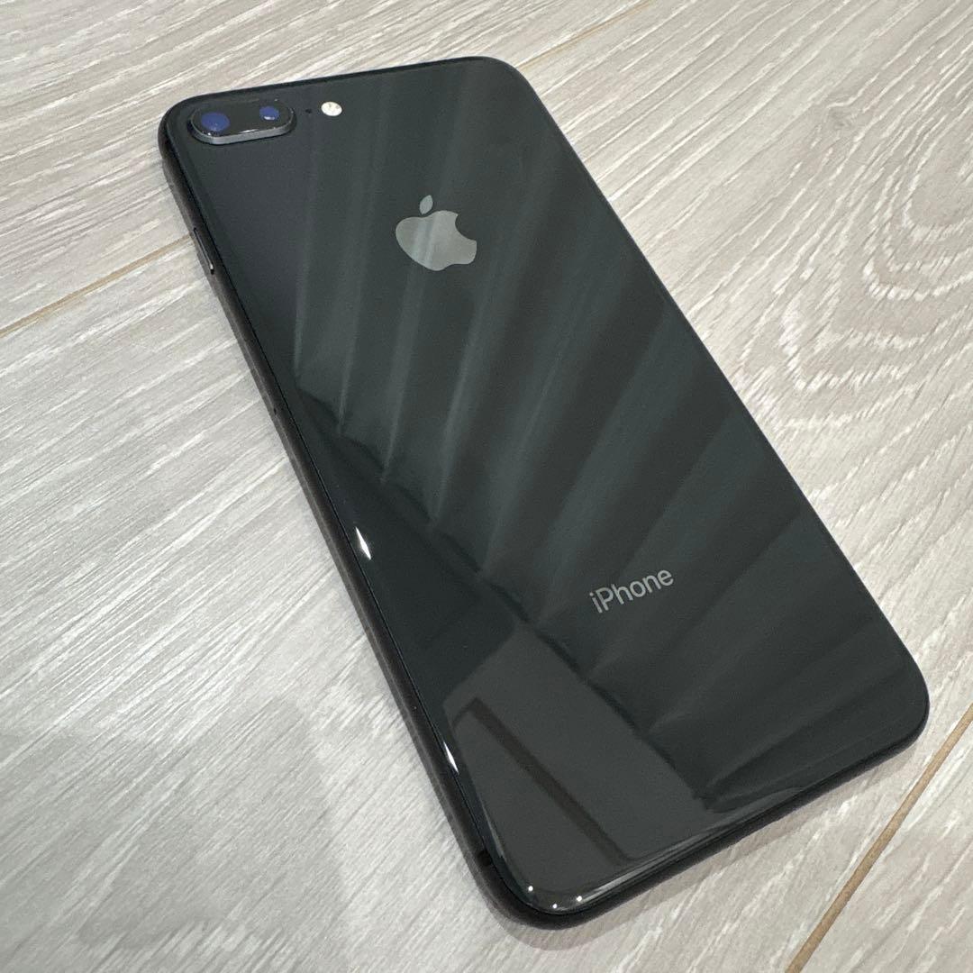 iPhone 8 Plus スペースグレイ 64GB SIMフリー - メルカリ