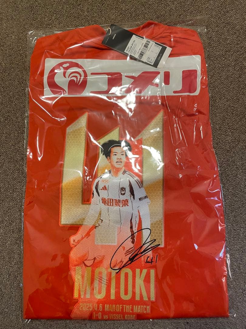 ˆ ˆ A08836C_A_107X1_White.jpg