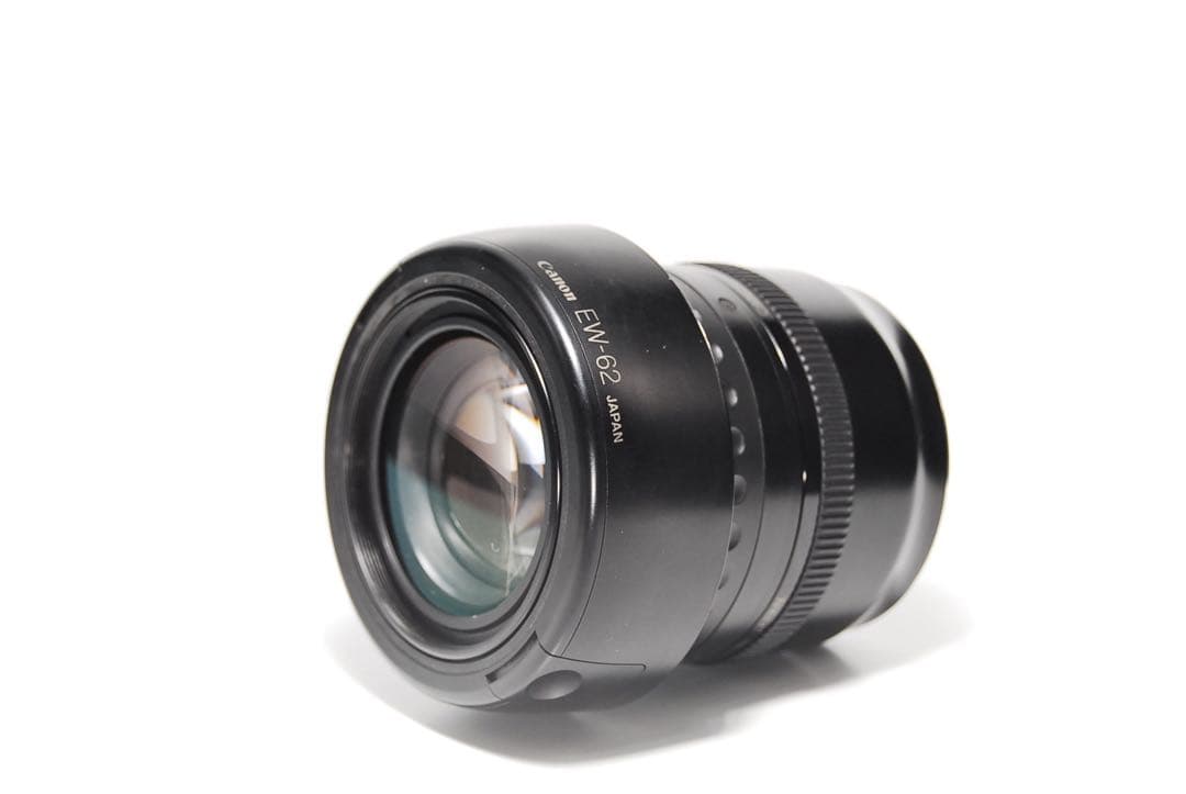 ☘️約1800万画素☘️Canon Kiss X5 おまけ豊富 コスパ⭕️ - メルカリ