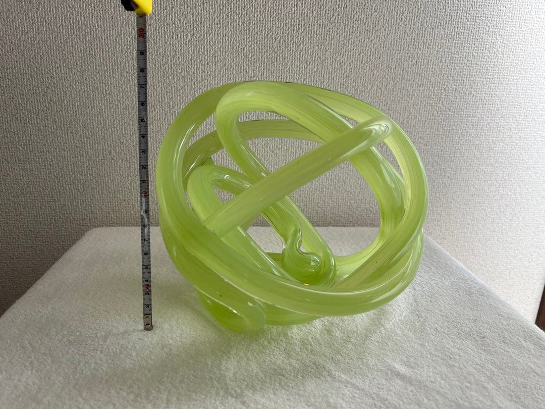 HAY】KNOT ガラス オブジェ 置物 Lサイズ 黄緑色 - メルカリ
