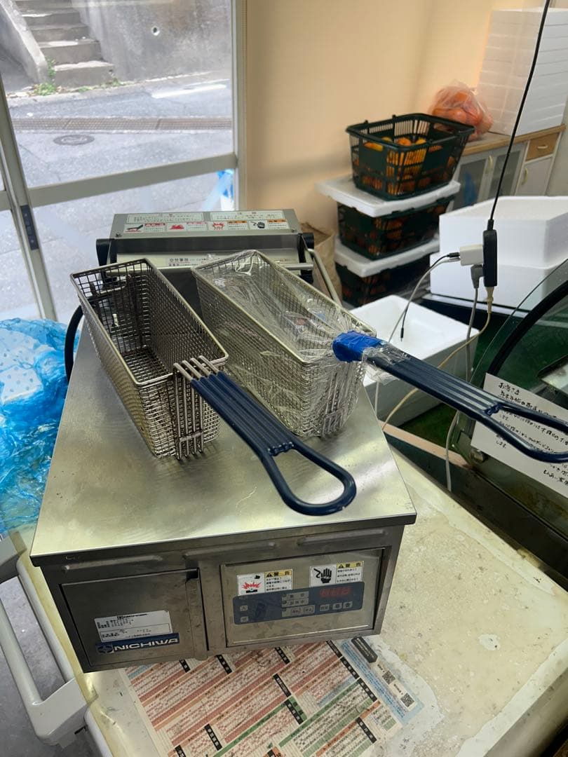 値下げしました】NICHIWA 電気フライヤー 200V 4KW - メルカリ