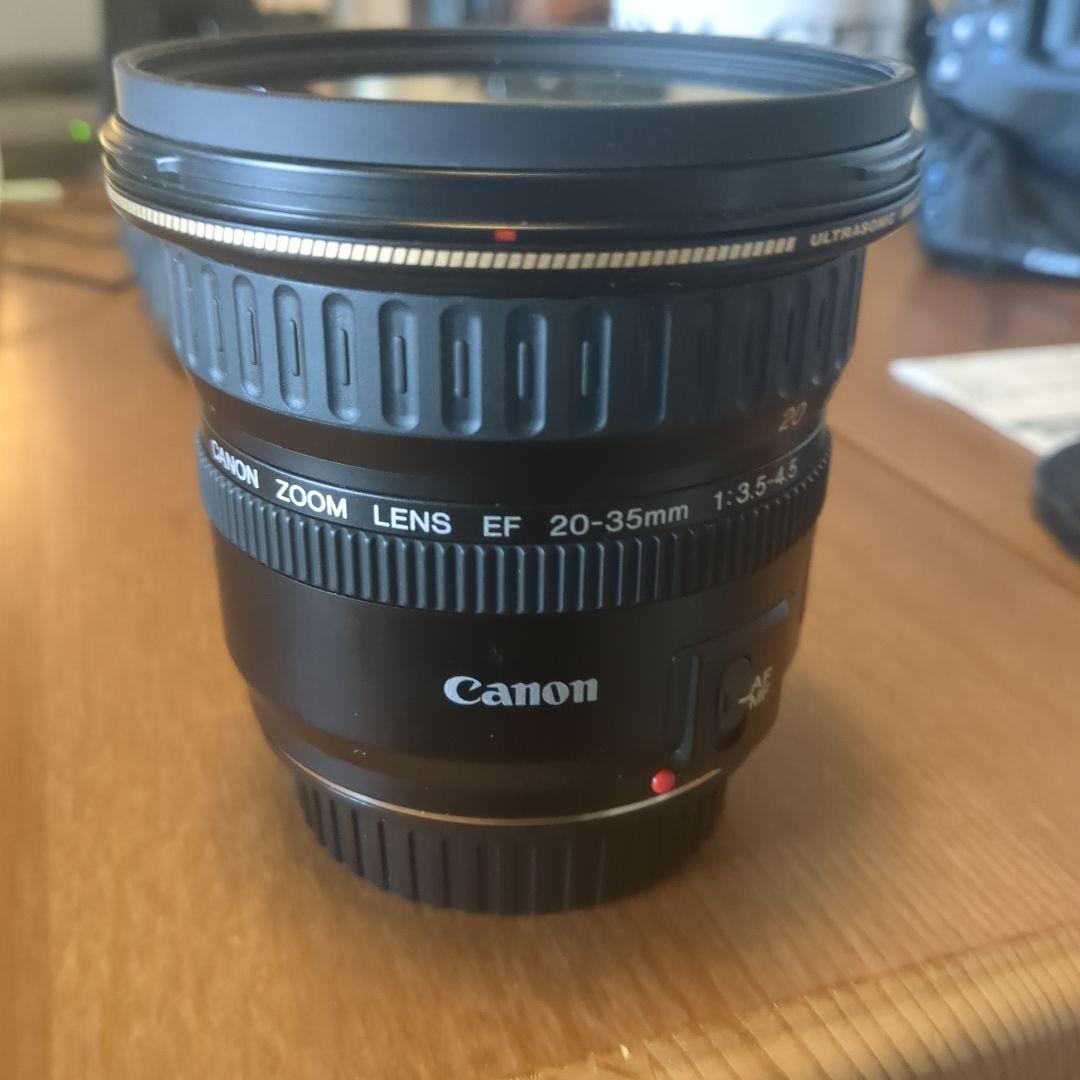 【格安】Canon EF 20-35mm f/3.5-4.5 ズームレンズ