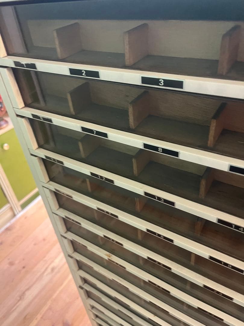 ミシン糸ケース 什器 収納棚 昭和レトロ インテリア アンティーク 棚