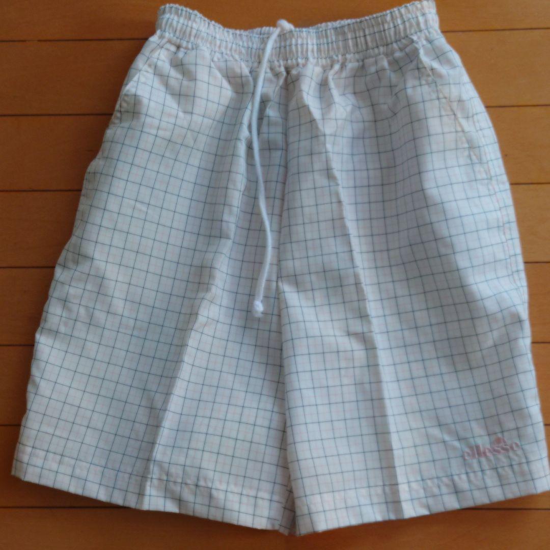 お値下げテニスクレージュ まとめ売り半ズボン、4枚セット - メルカリ