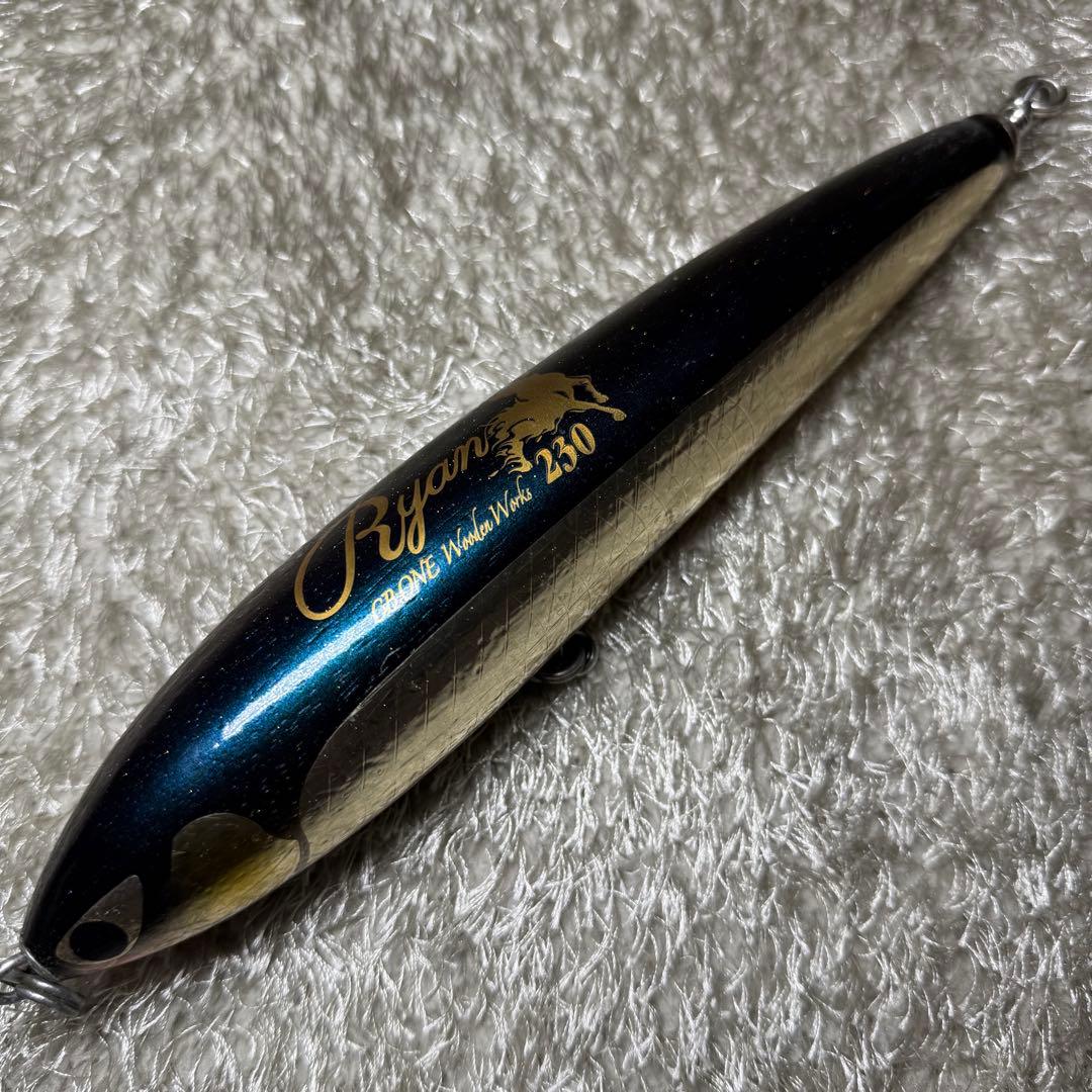 Ryan CB ONE Wooden Works 230 ルアー CB One Ryan 230 Pink - Saltywater Tackle Inc.