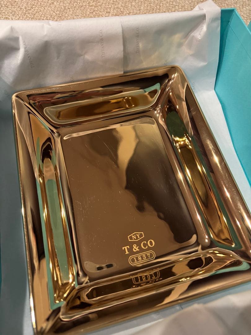 Tiffany & Co. ゴールドトレイ ヴィド ポシェ - メルカリ