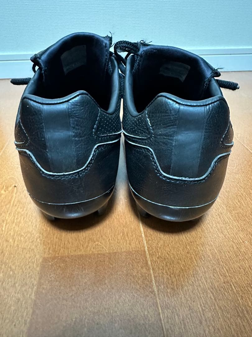 ニューバランス サッカー スパイク ブラックアウト 支給品 8.5EE