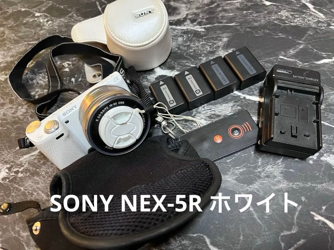 SONY NEX-5Rホワイト 一眼レフカメラ　バッテリー×4　自撮りスイッチ等 Amazon | NEX-5R ホワイト ボディ | デジタル一眼レフ 通販