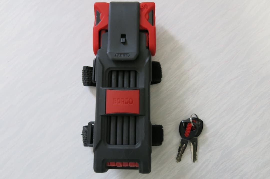 ABUSアブス BORDO Big6000FoldingLock 120cm赤 - メルカリ