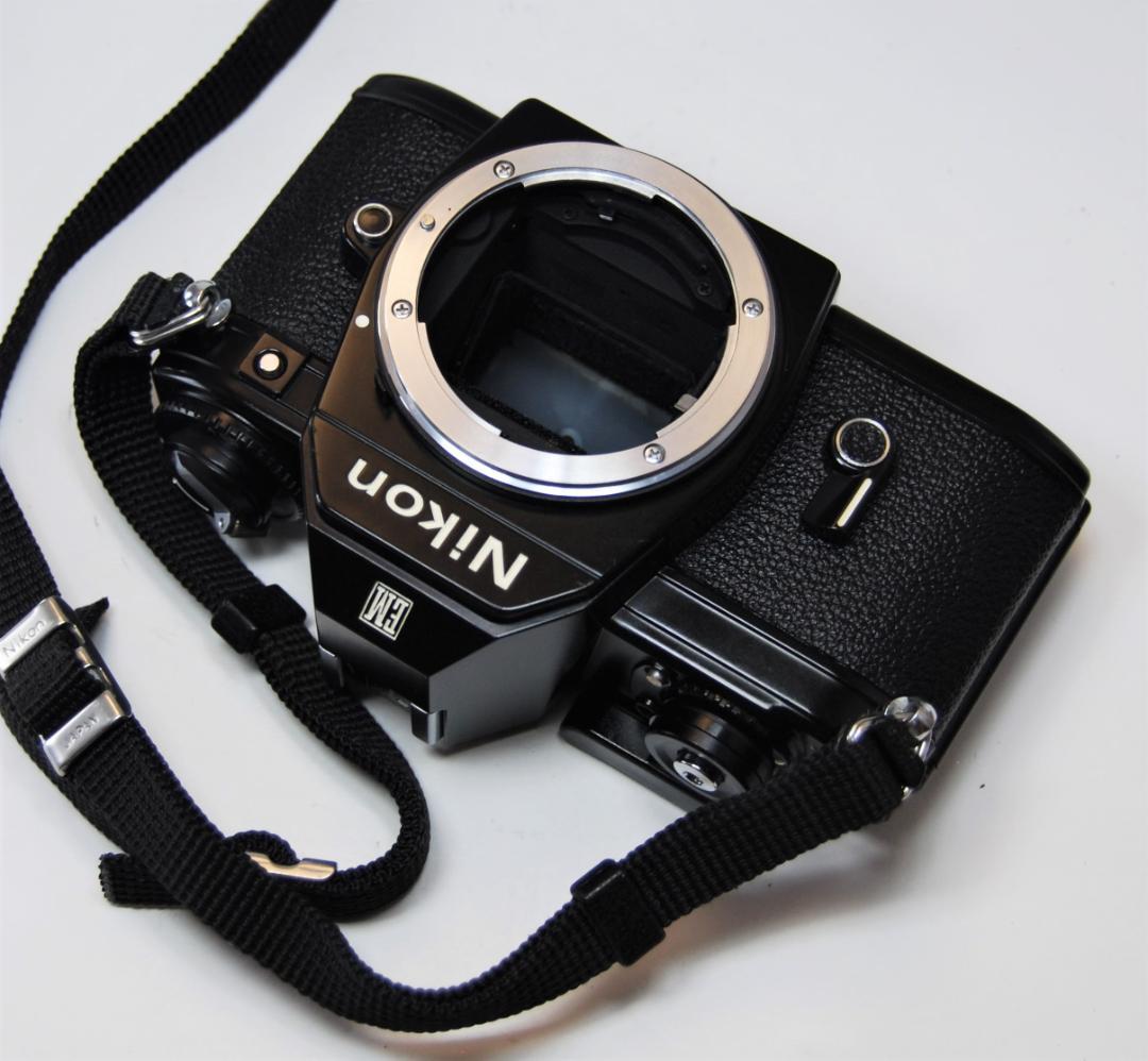 動作確認済/モルト/露出計◎】☆Nikon EM☆電池/ストラップ付☆ニコン