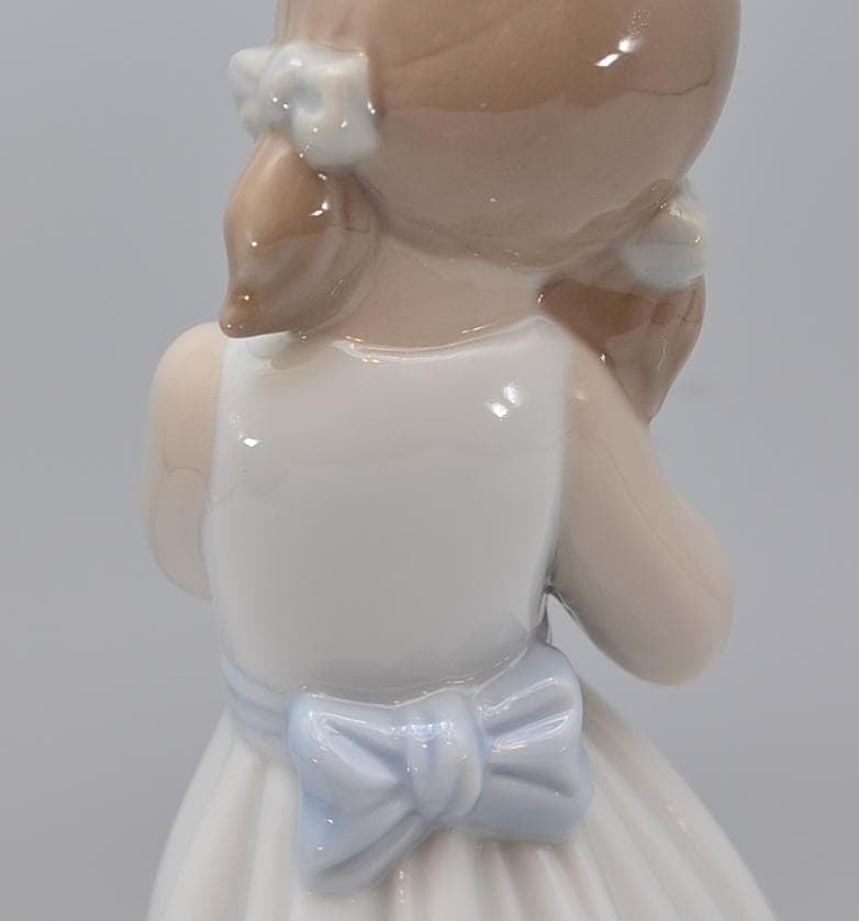 わが家のプリンセス ＃6973 ☆リヤドロ スペイン ポーセリン 箱付き