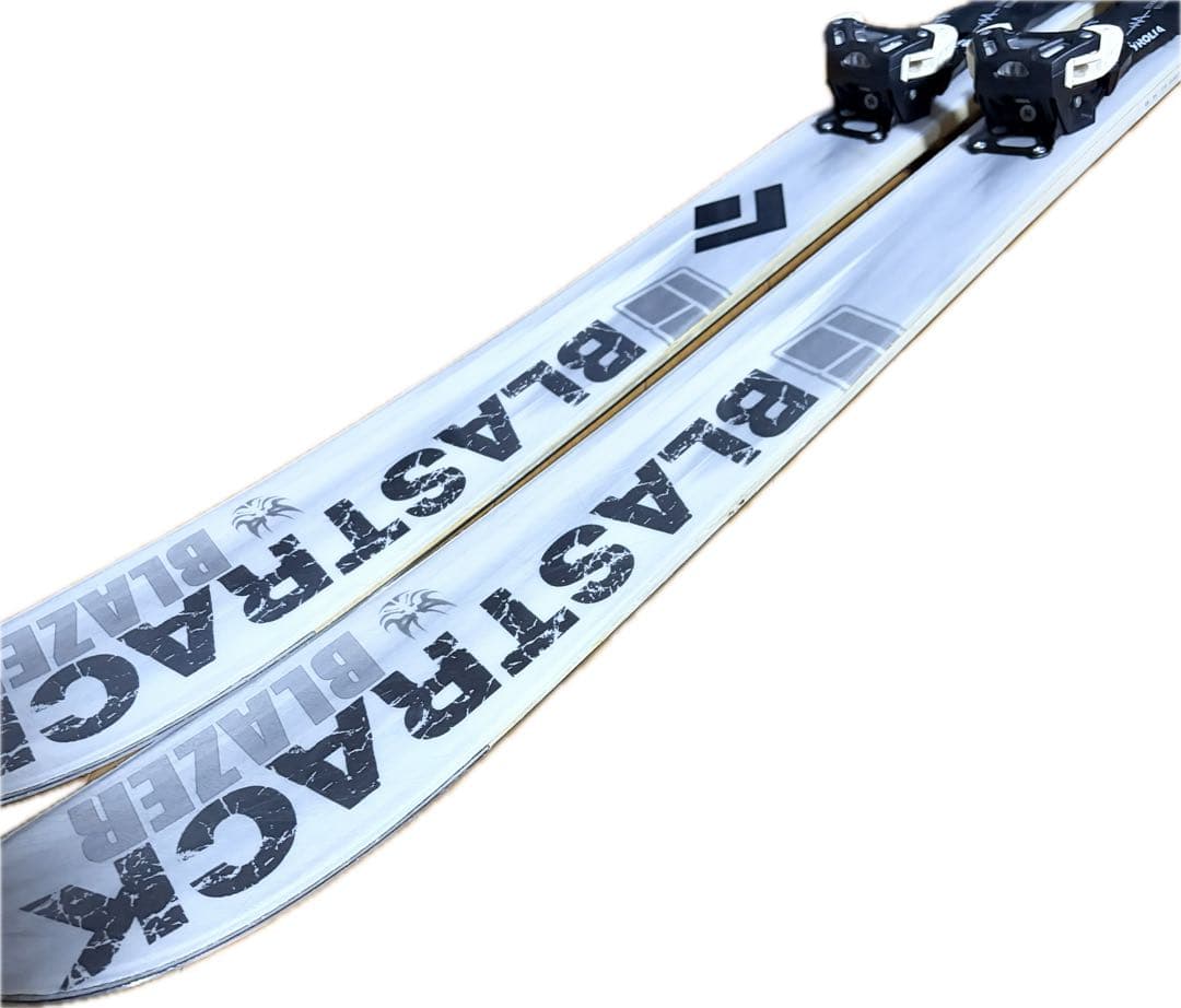 BLASTRACK スキー板 ブラストラックブレイザー オガサカ176cm - メルカリ