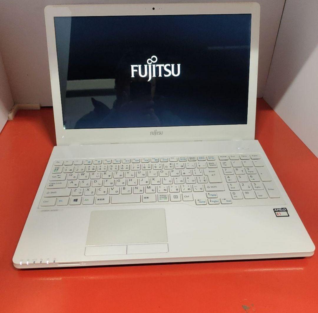 富士通 ノートパソコン Windows11 オフィス付き 爆速SSD搭載 極美品
