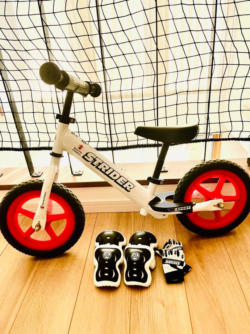 正規品　ストライダー　　STRIDER セーブザチルドレンモデル　プロテクター付 楽天市場】【正規品】 ストライダー 12インチ セーブ・ザ・チルドレン