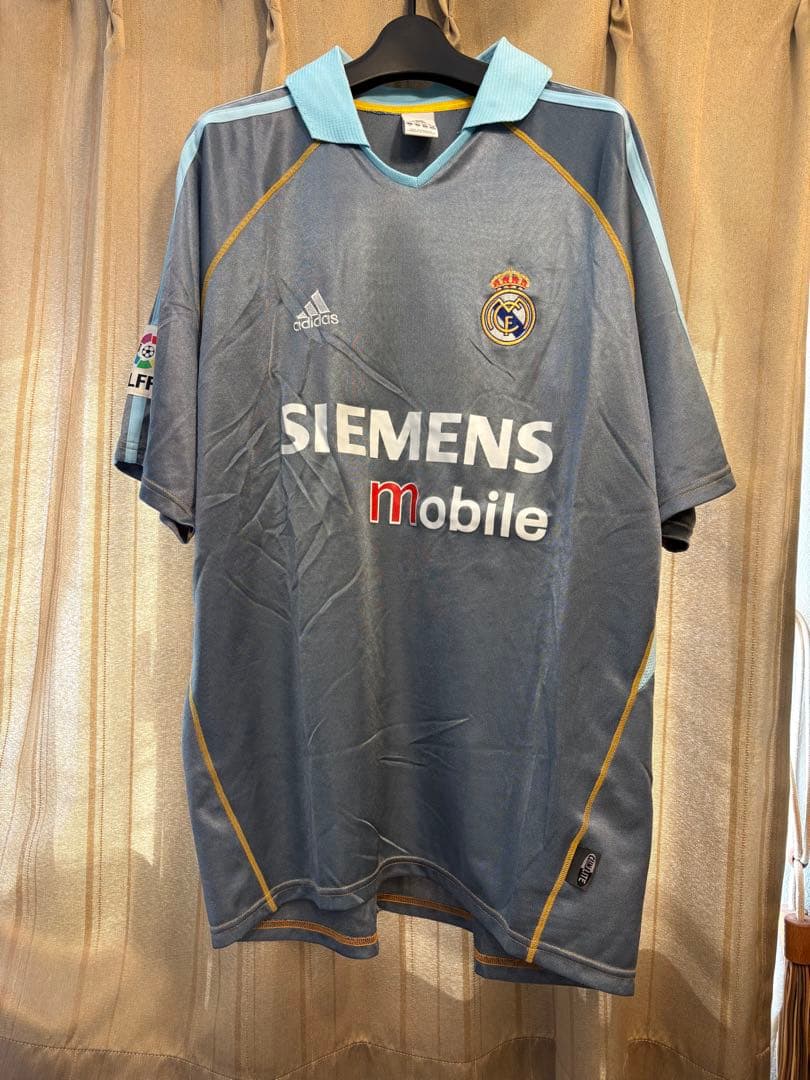 レアル・マドリード ジネディーヌ・ジダン選手 ユニフォーム - メルカリ