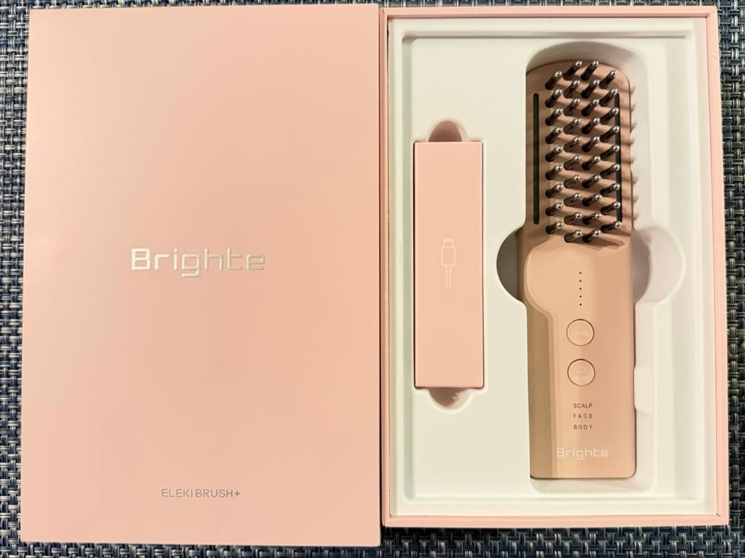 Brighte エレキブラシプラス ピンク スカルプセラム - メルカリ