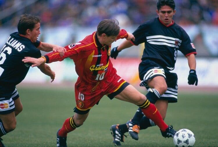 美品・希少アンブロ製】ストイコビッチ/名古屋グランパス/H/97年モデル