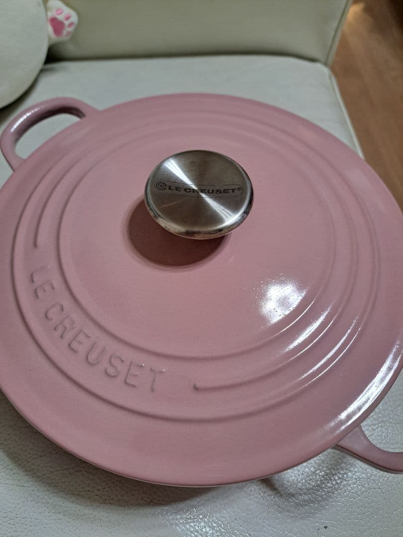 LE CREUSET ピンク 両手鍋約直径22cm