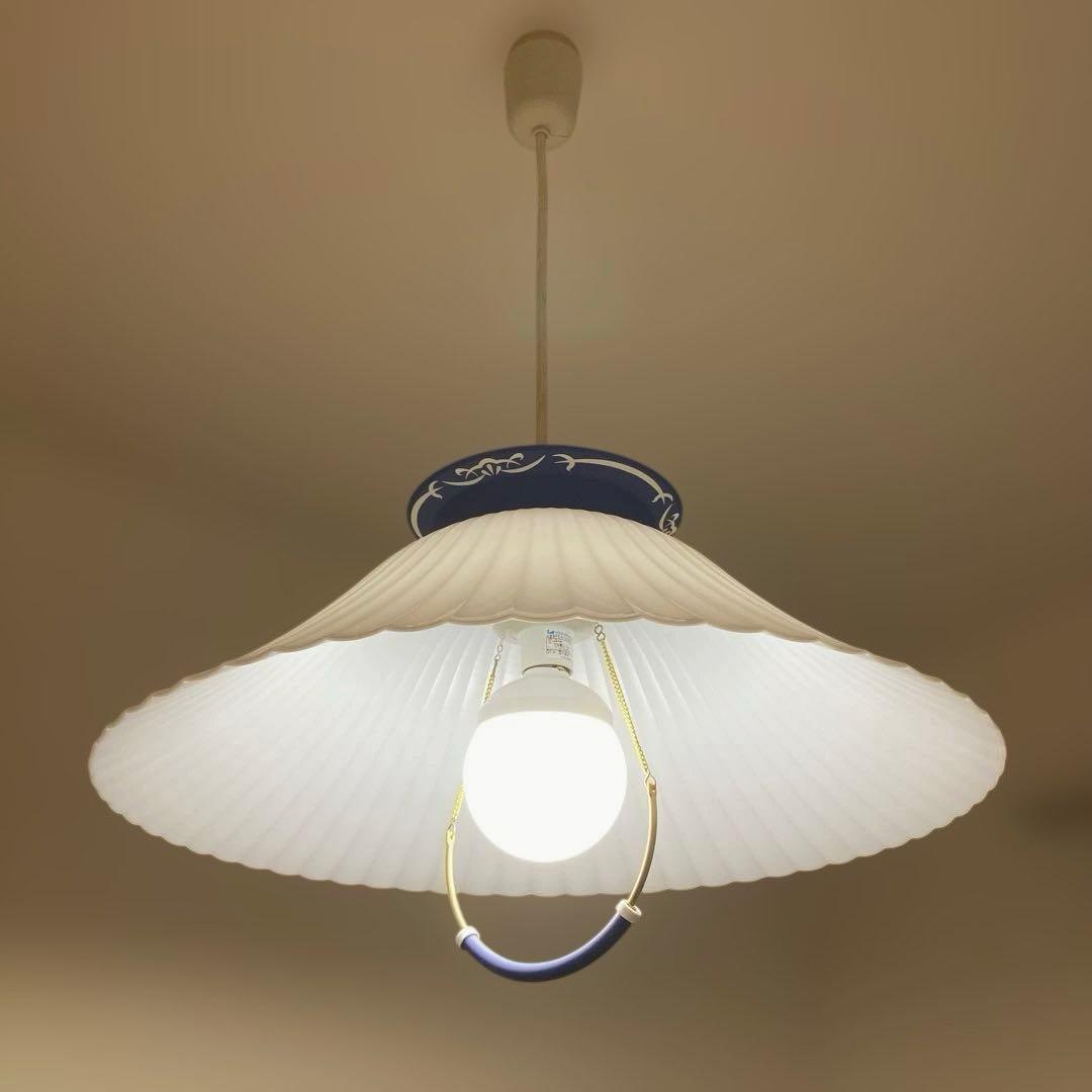 KOIZUMI ペンダントライト フリルシェード 青×白アンティーク調 引紐式