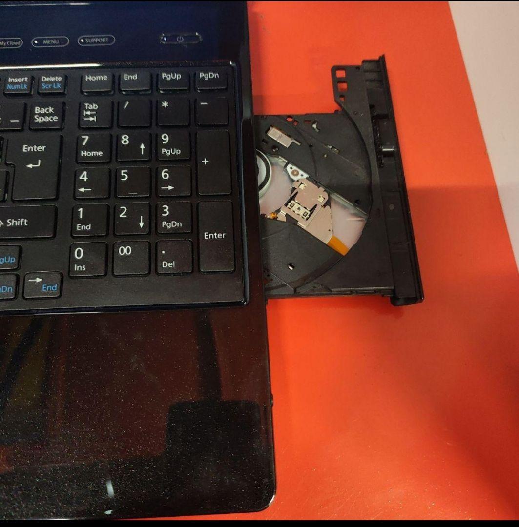 富士通 ノートパソコン Windows11 オフィス付き 爆速SSD搭載 極美品