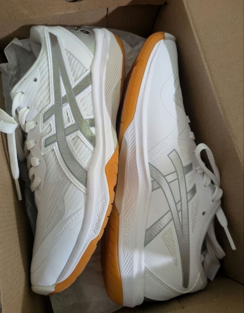 【専用】アシックス バレーボールシューズ ローテジャパンライト 23.5cm