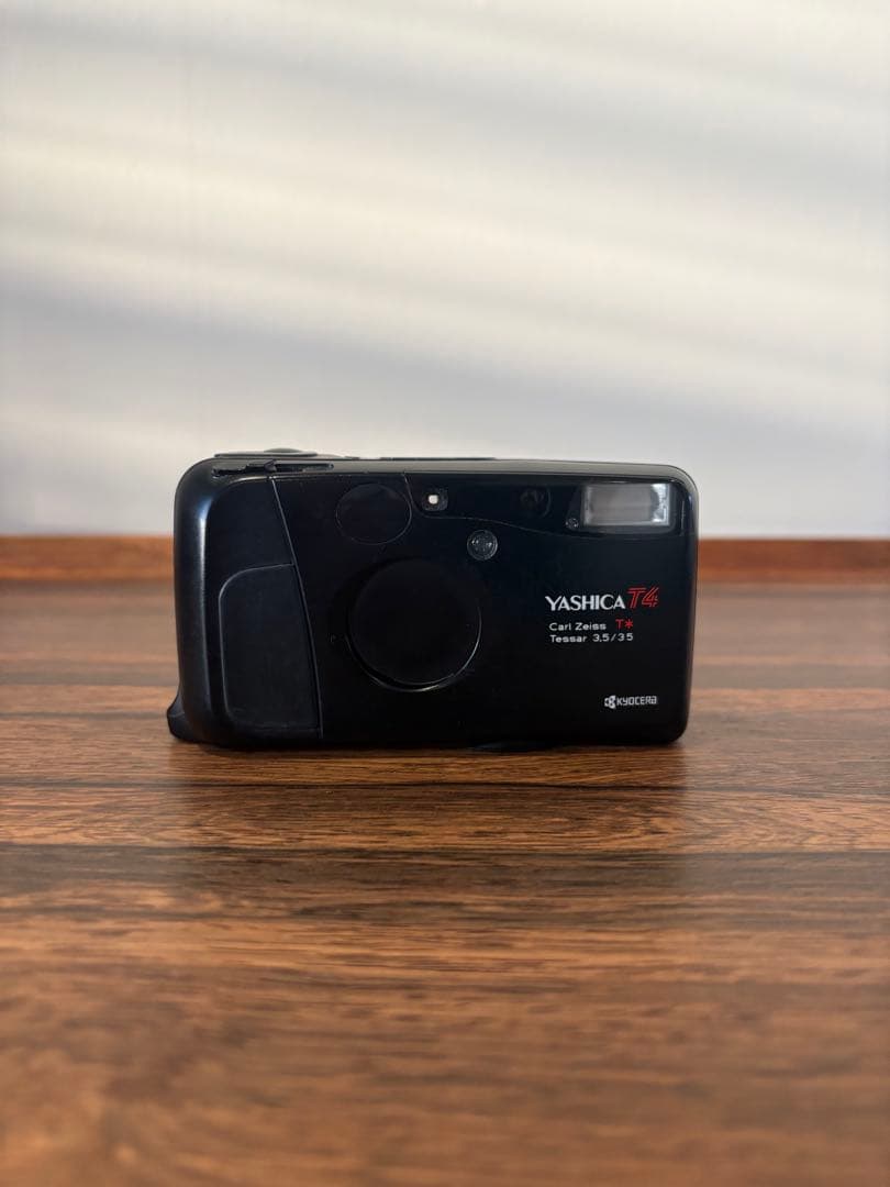YASHICA T4 コンパクトフィルムカメラ The Camera That Changed Analog Photography - The Yashica T4<br