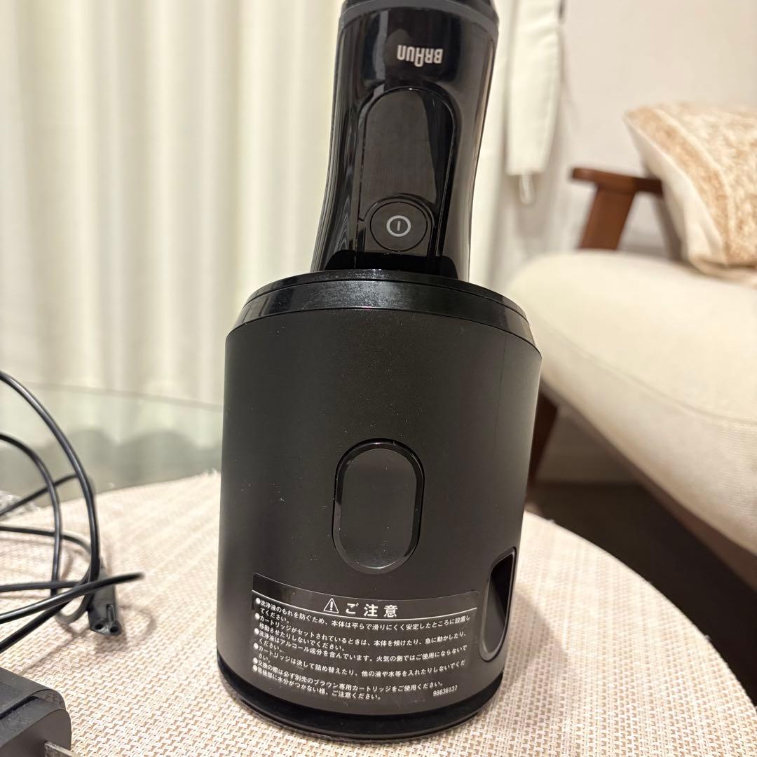 Braun メンズ電気シェーバー 充電スタンド付き 9250cc Braunの充電